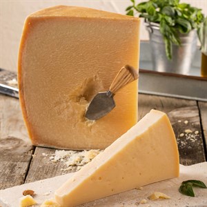 Parmesan Peyniri (250 gr.)